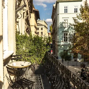 collect-adults-only.inbudapesthotels.com/